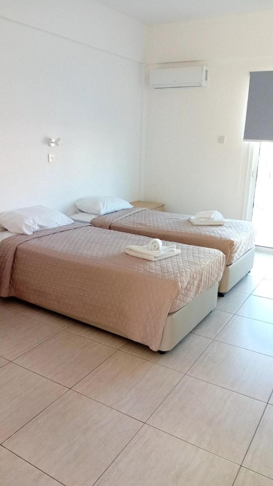 Napa Charles Apts Agia Napa Buitenkant foto