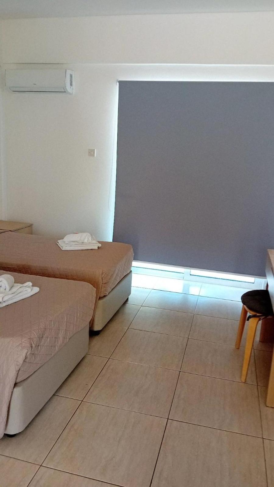 Napa Charles Apts Agia Napa Buitenkant foto